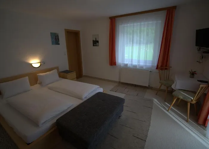 Haus Gamsblick بيت ضيافة